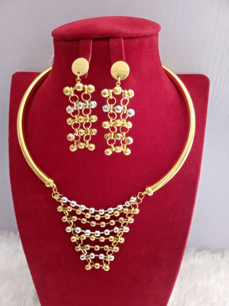 Beautiful Brazillian gold jewelry